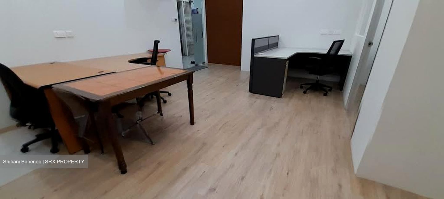 Guan Hua Warehouse Building (D13), Factory #527250471